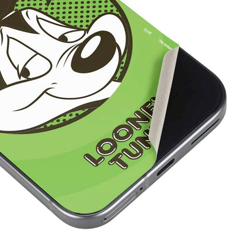 Looney Tunes Pepe Le Pew Full Pixel 9 Pro XL Skin